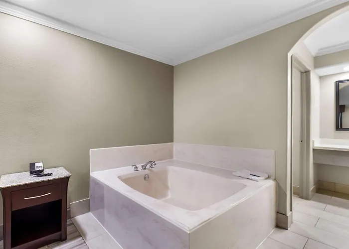 Apartament z łóżkiem king-size